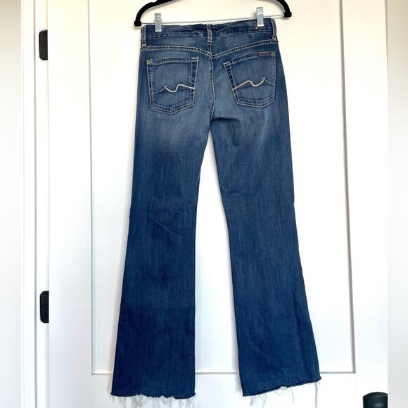 7 For All Mankind Kimmie Bootcut Dark Wash Mid Rise Jeans Size 27 - Picture 4 of 11